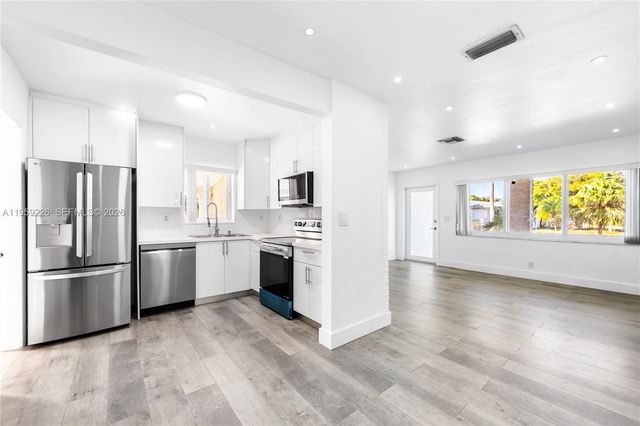 11970 SW 177th Ter, Miami, FL 33177