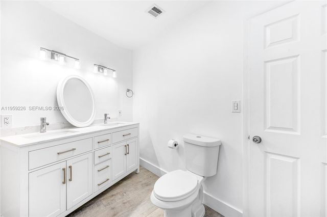 11970 SW 177th Ter, Miami, FL 33177