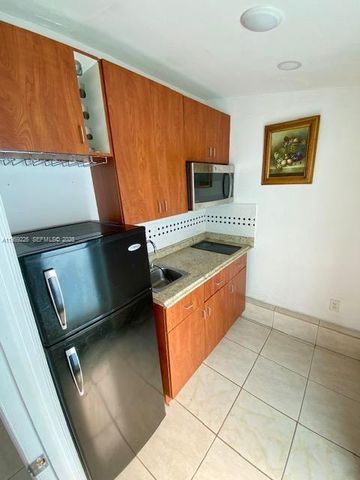 11970 SW 177th Ter, Miami, FL 33177