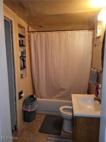 60490 Main Street, Jacobsburg, OH 43933