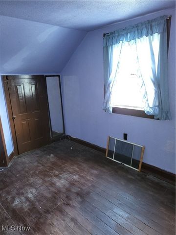 60490 Main Street, Jacobsburg, OH 43933