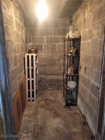 60490 Main Street, Jacobsburg, OH 43933