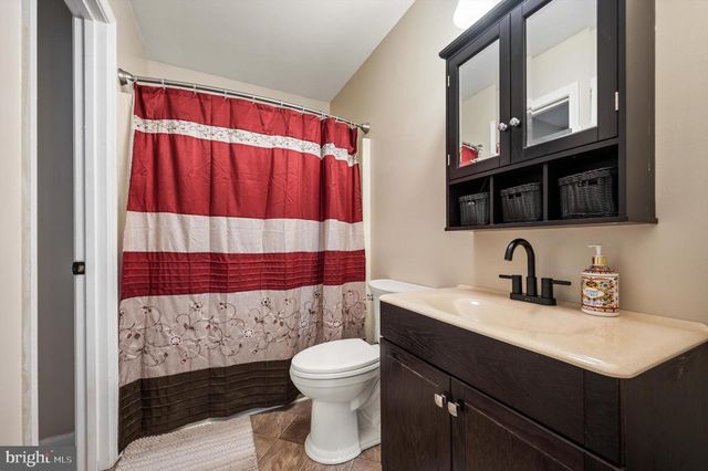 192 ARCH ST, Martinsburg, WV 25401