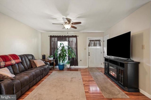 192 ARCH ST, Martinsburg, WV 25401