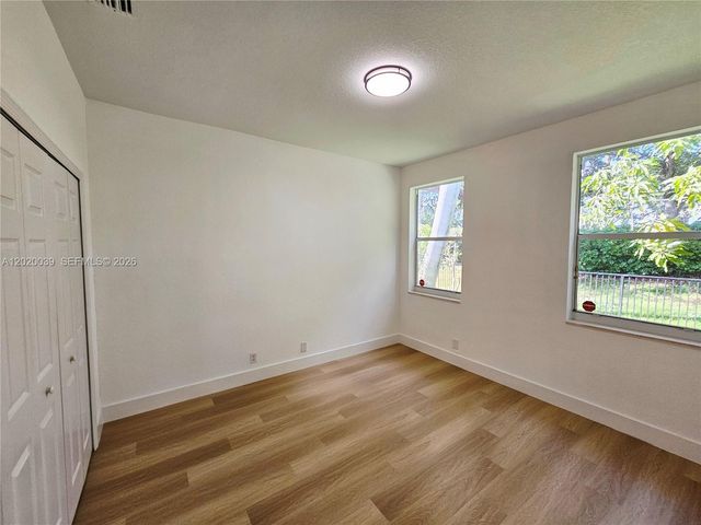 18951 SW 30th St, Miramar, FL 33029