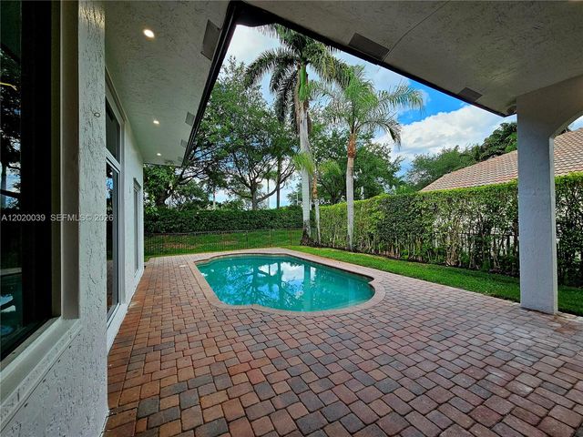18951 SW 30th St, Miramar, FL 33029
