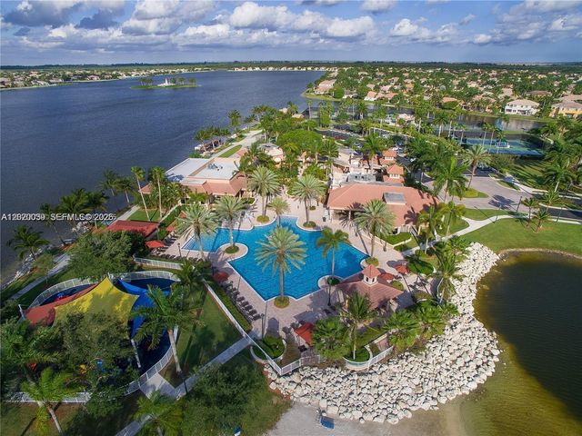 18951 SW 30th St, Miramar, FL 33029