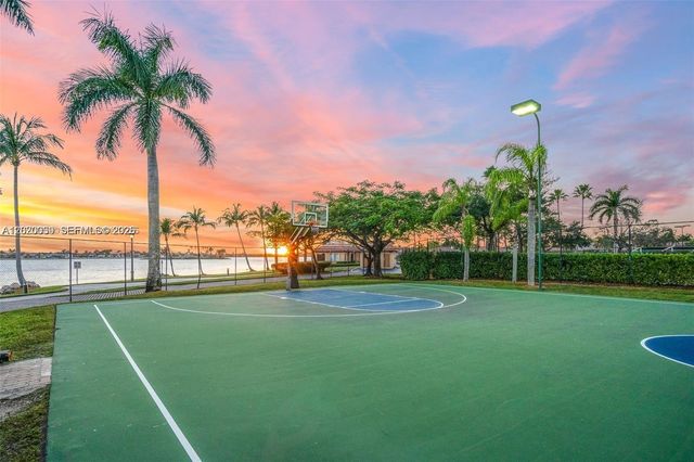 18951 SW 30th St, Miramar, FL 33029