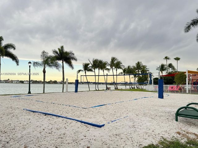 18951 SW 30th St, Miramar, FL 33029