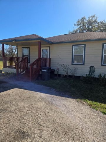 6205 Highway 6, Hitchcock, TX 77563