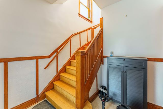 2125 Wesley Avenue, Berwyn, IL 60402