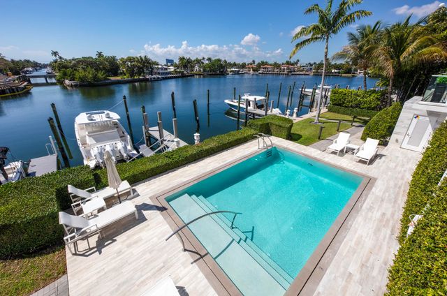 353 SUNSET Drive 202, Fort Lauderdale, FL 33301