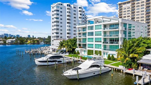 353 SUNSET Drive 202, Fort Lauderdale, FL 33301