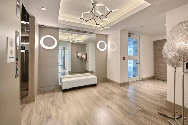 353 SUNSET Drive 202, Fort Lauderdale, FL 33301