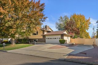 1909 S Davis Rd, Spokane Valley, WA 99216