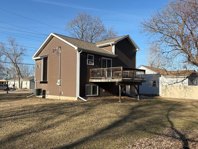 845 Hitt Street, Ottawa, IL 61350