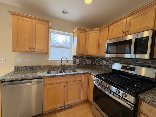 845 Hitt Street, Ottawa, IL 61350