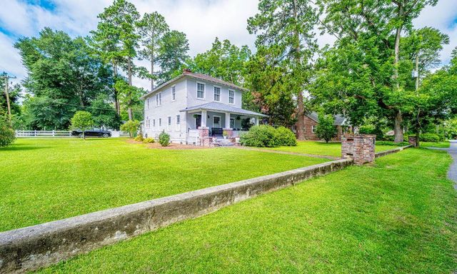 401 Johnston Street, Saint George, SC 29477