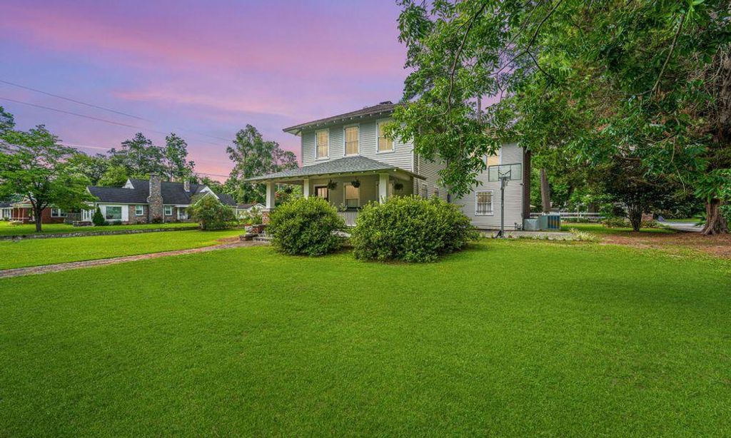 401 Johnston Street, Saint George, SC 29477