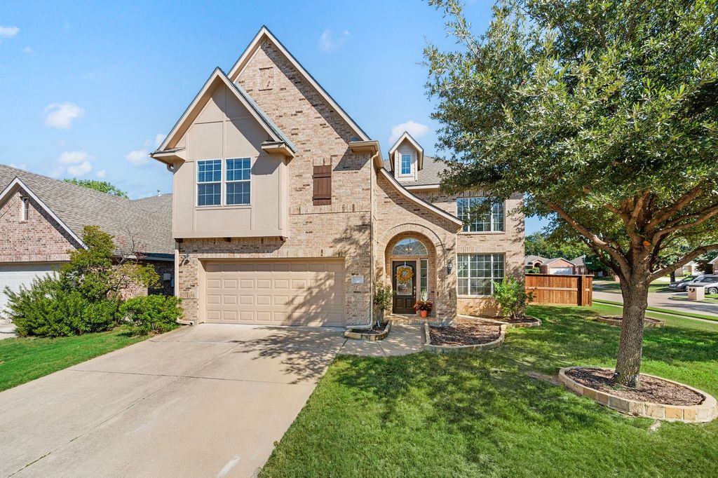 10300 Stoneside Trail, Fort Worth, TX 76244