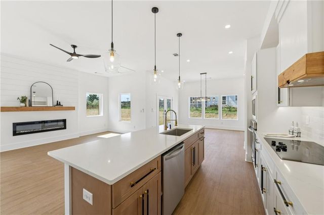 405 Marys Path Lot 7, Loganville, GA 30052
