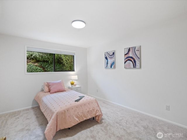 10248 Richwood Avenue NW, Seattle, WA 98177