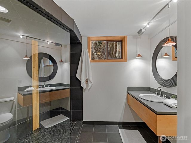 10248 Richwood Avenue NW, Seattle, WA 98177