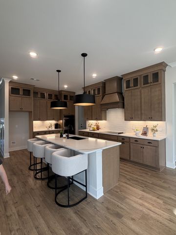 7504 Shoal Mill Point, Fairview, TN 37062