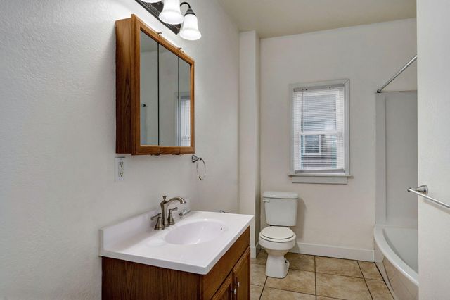 1310 W State Street, Springfield, MO 65806