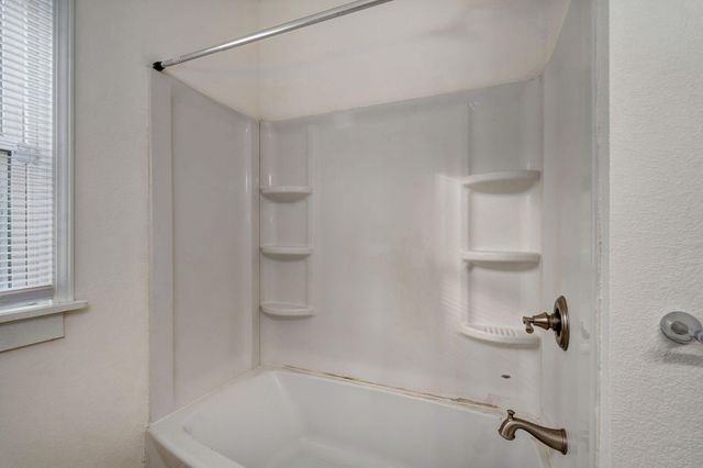 1310 W State Street, Springfield, MO 65806