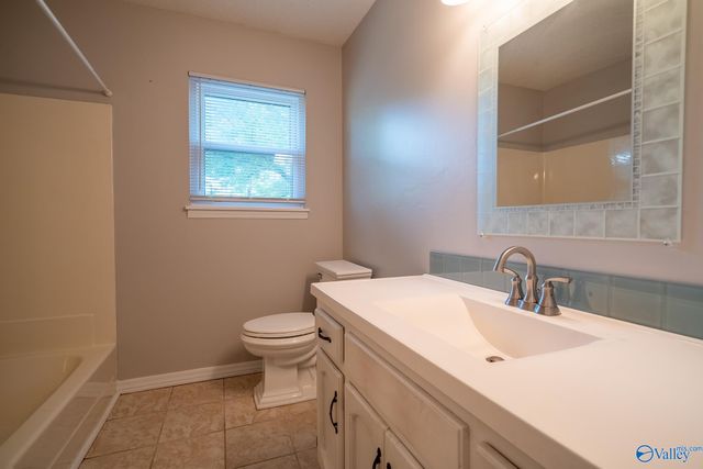 912 Mountain Gap Road, Huntsville, AL 35803
