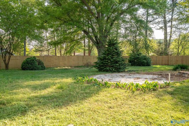 912 Mountain Gap Road, Huntsville, AL 35803