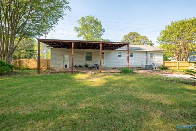 912 Mountain Gap Road, Huntsville, AL 35803