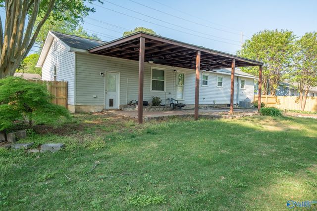 912 Mountain Gap Road, Huntsville, AL 35803