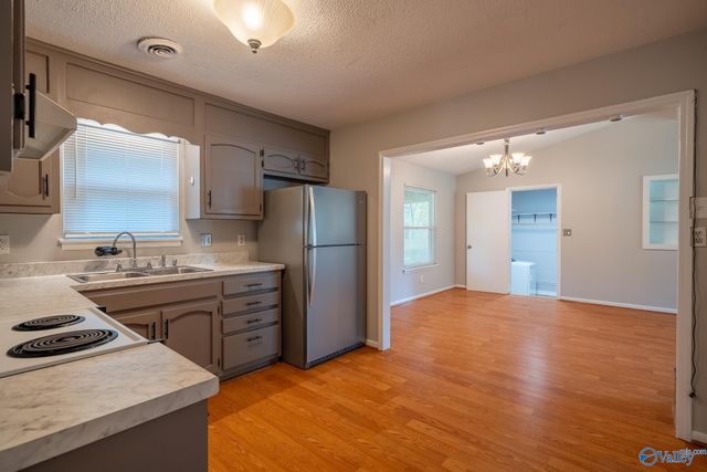 912 Mountain Gap Road, Huntsville, AL 35803
