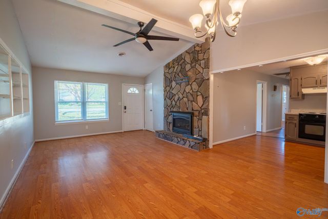 912 Mountain Gap Road, Huntsville, AL 35803