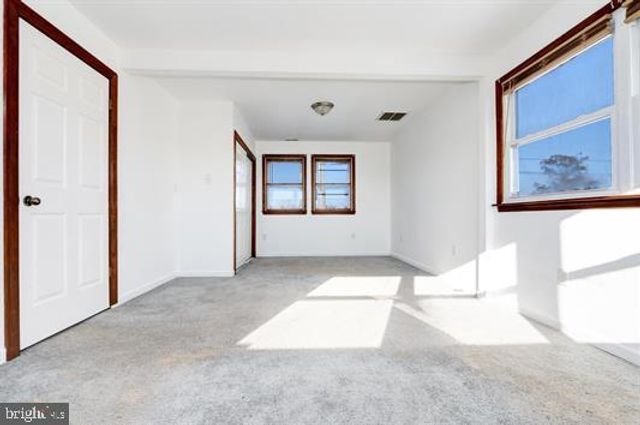 307 E EDGEWATER AVE, Pleasantville, NJ 08232