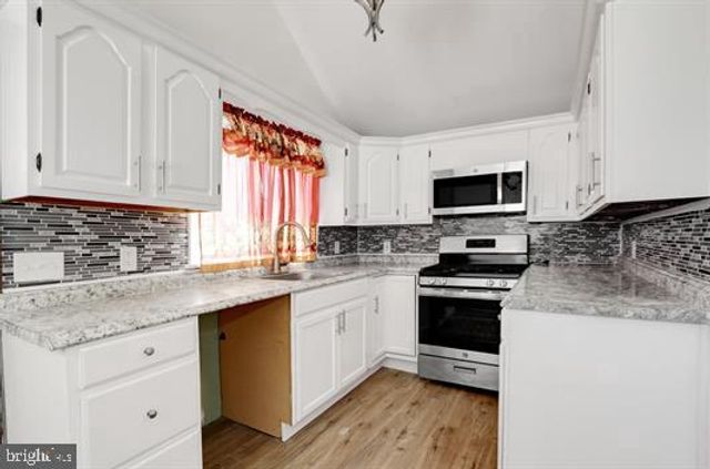 307 E EDGEWATER AVE, Pleasantville, NJ 08232