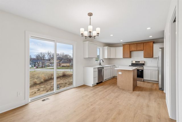 1511 W Lincoln Place, Indianola, IA 50125