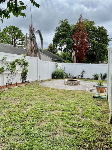 2018 CROSSCREEK COURT, Oviedo, FL 32766