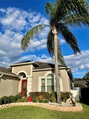 2018 CROSSCREEK COURT, Oviedo, FL 32766