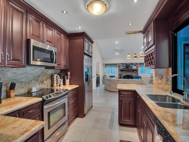 256 Egret Lane, Vero Beach, FL 32963