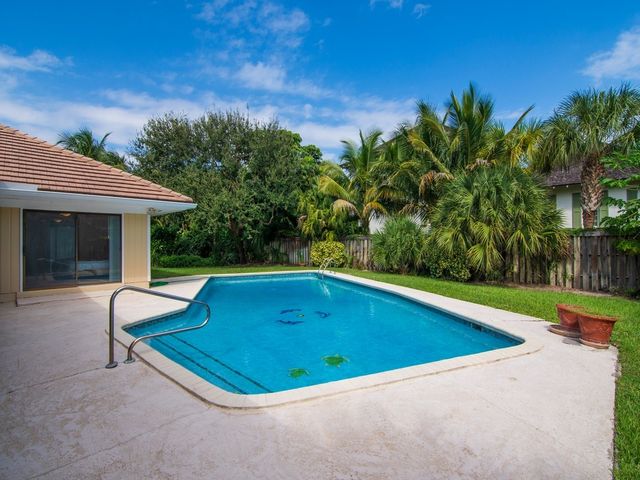 256 Egret Lane, Vero Beach, FL 32963