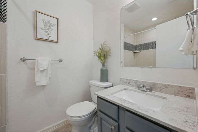 2751 Stonecreek Court, Carrollton, TX 75006