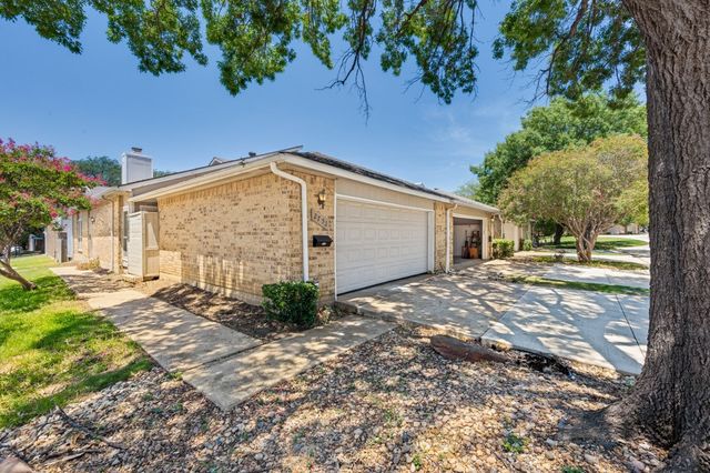 2751 Stonecreek Court, Carrollton, TX 75006
