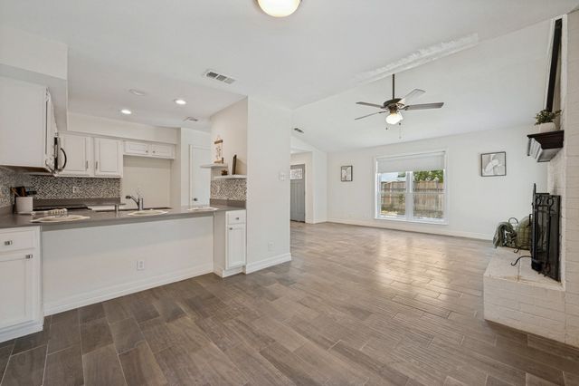 2751 Stonecreek Court, Carrollton, TX 75006