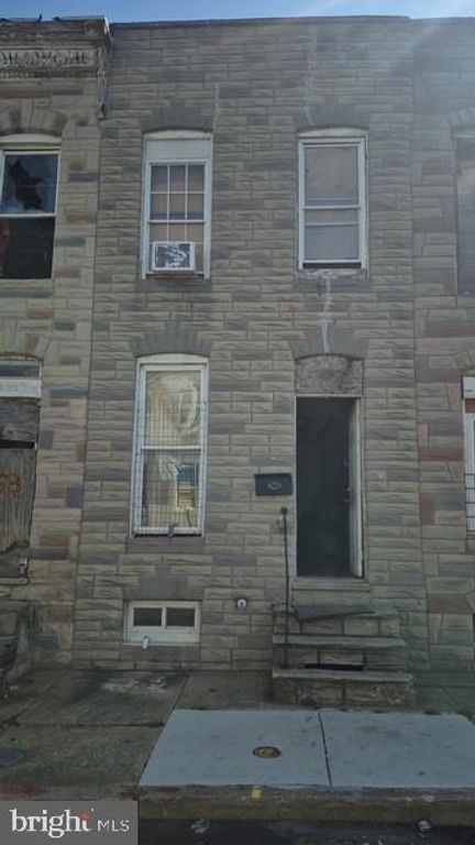 355 FURROW ST, Baltimore, MD 21223
