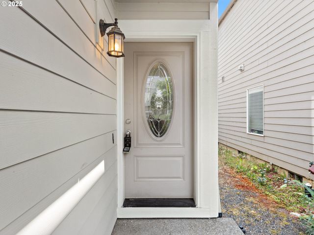 2709 FLETCH St, Forest Grove, OR 97116