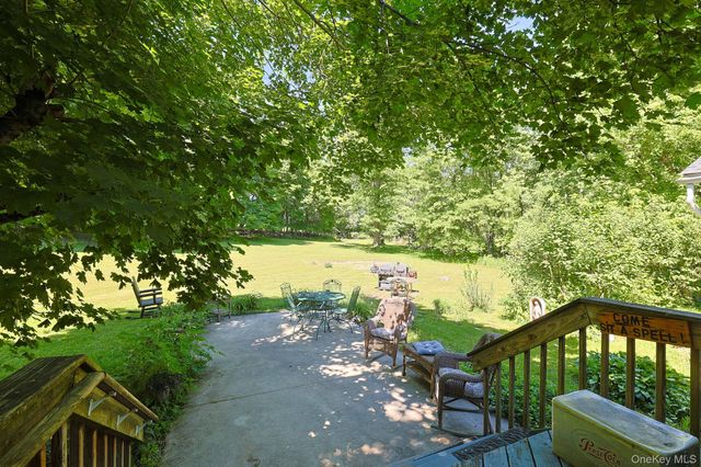 646 County Route 93, Slate Hill, NY 10973