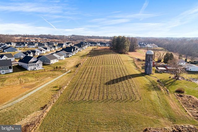 223 LETITIA MANOR DR, West Grove, PA 19390